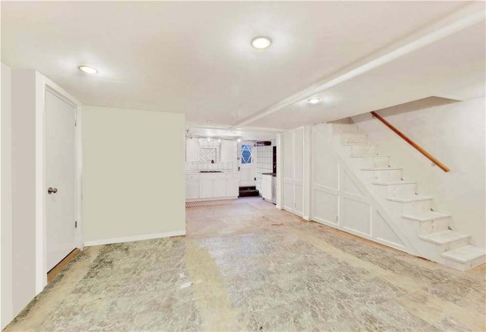 6801 Bay Cliff Terrace, Brooklyn, New York 11220, 3 Bedrooms Bedrooms, ,2 BathroomsBathrooms,Residential,For Sale,Bay Cliff,487830