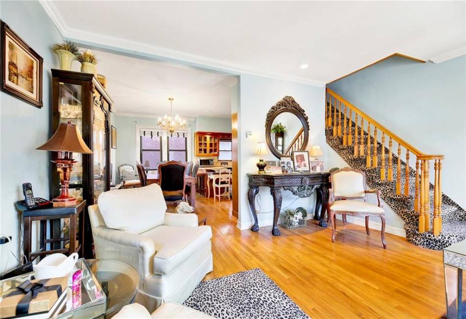 6801 Bay Cliff Terrace, Brooklyn, New York 11220, 3 Bedrooms Bedrooms, ,2 BathroomsBathrooms,Residential,For Sale,Bay Cliff,487830