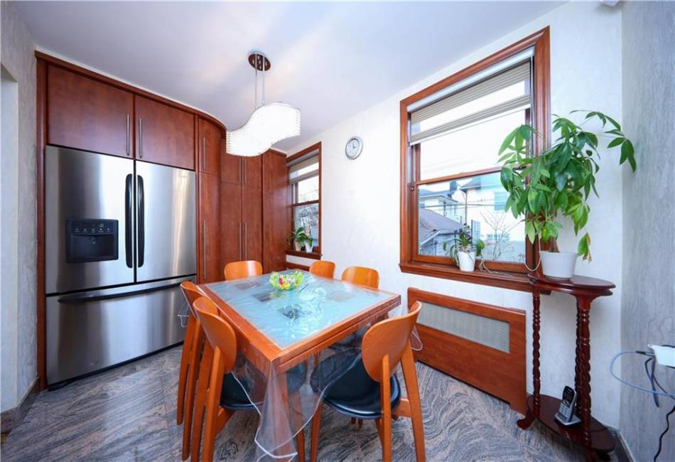 2250 81st Street, Brooklyn, New York 11214, 4 Bedrooms Bedrooms, ,3 BathroomsBathrooms,Residential,For Sale,81st,487838