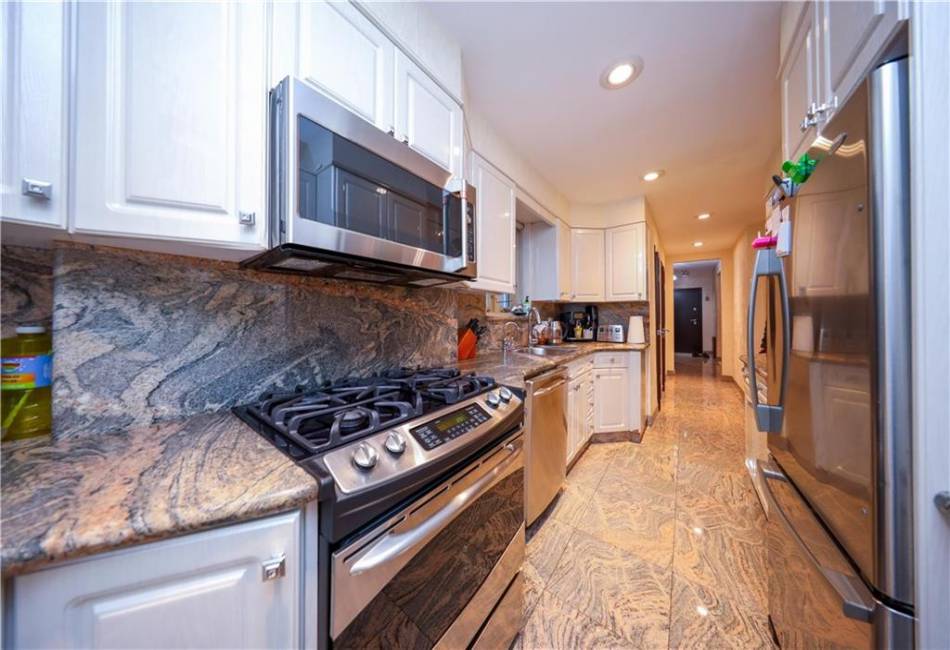 2250 81st Street, Brooklyn, New York 11214, 4 Bedrooms Bedrooms, ,3 BathroomsBathrooms,Residential,For Sale,81st,487838