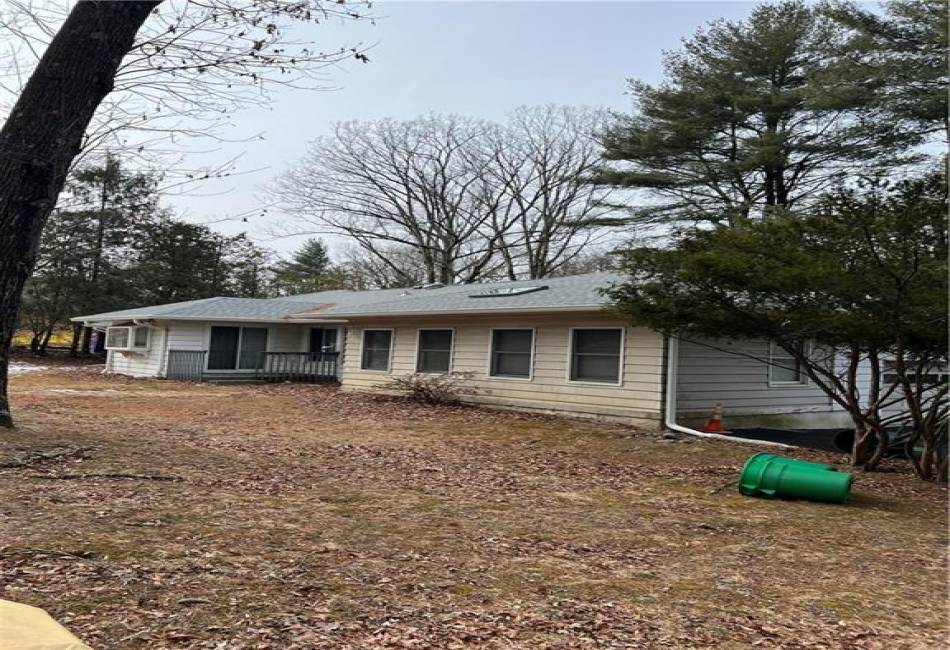 2 Hillside Terrace, Suffern, New York 10901, 4 Bedrooms Bedrooms, ,3 BathroomsBathrooms,Residential,For Sale,Hillside,487874