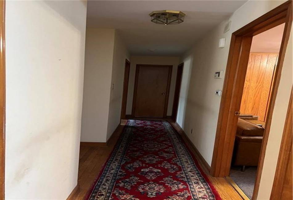 2 Hillside Terrace, Suffern, New York 10901, 4 Bedrooms Bedrooms, ,3 BathroomsBathrooms,Residential,For Sale,Hillside,487874