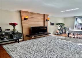 1213 Avenue Z, Brooklyn, New York 11235, 2 Bedrooms Bedrooms, ,1 BathroomBathrooms,Residential,For Sale,Avenue Z,486967