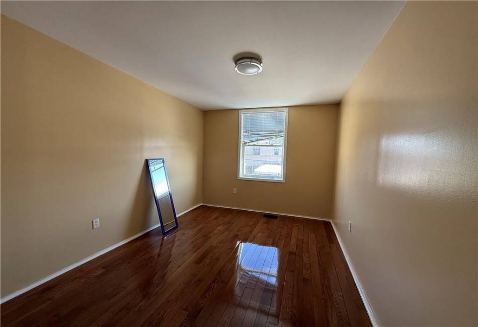 Withheld Withheld Street, Brooklyn, New York 11207, 3 Bedrooms Bedrooms, ,1.5 BathroomsBathrooms,Rental,For Sale,Withheld,487854