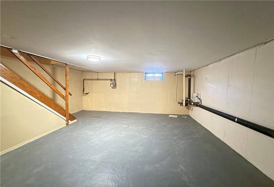 Withheld Withheld Street, Brooklyn, New York 11207, 3 Bedrooms Bedrooms, ,1.5 BathroomsBathrooms,Rental,For Sale,Withheld,487854