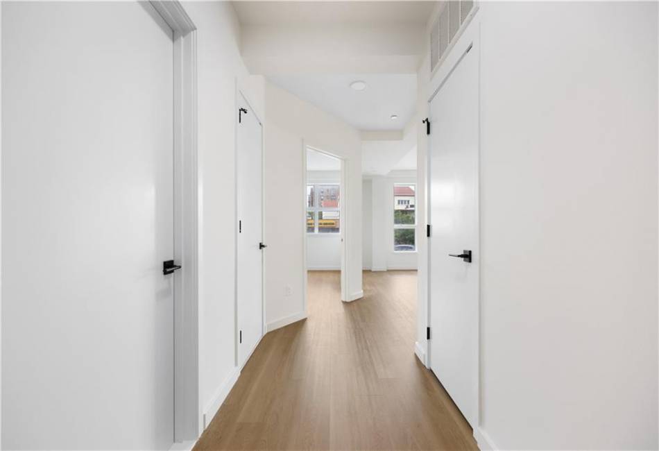 3144 Emmons Avenue, Brooklyn, New York 11235, 1 Bedroom Bedrooms, ,1 BathroomBathrooms,Residential,For Sale,Emmons,487855