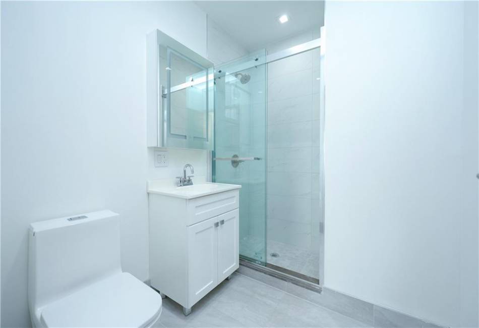 2335 Bath Avenue, Brooklyn, New York 11214, 2 Bedrooms Bedrooms, ,2 BathroomsBathrooms,Residential,For Sale,Bath,487799