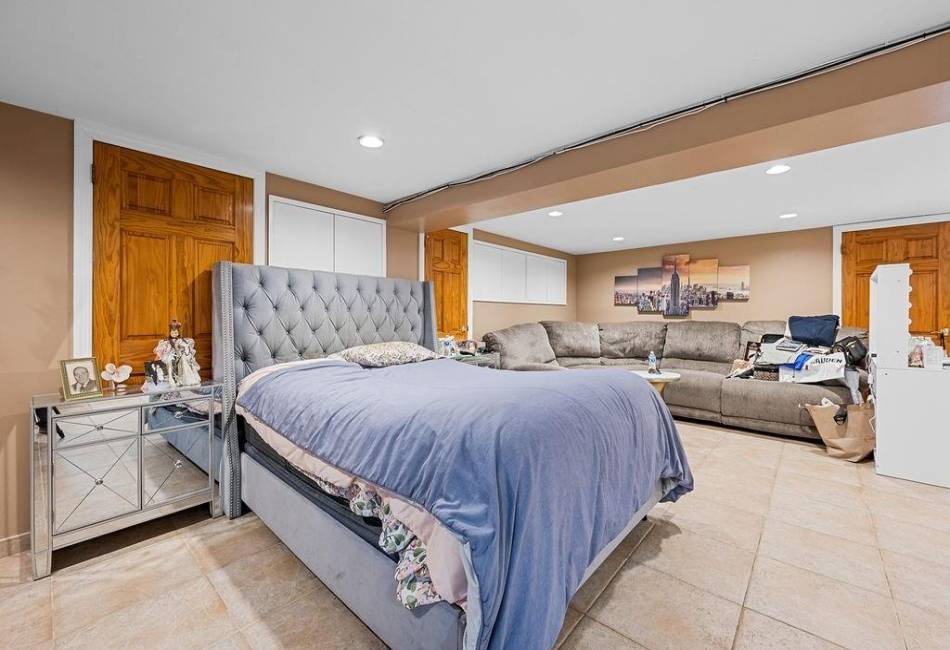 1043 84th Street, Brooklyn, New York 11228, ,Residential,For Sale,84th,487868
