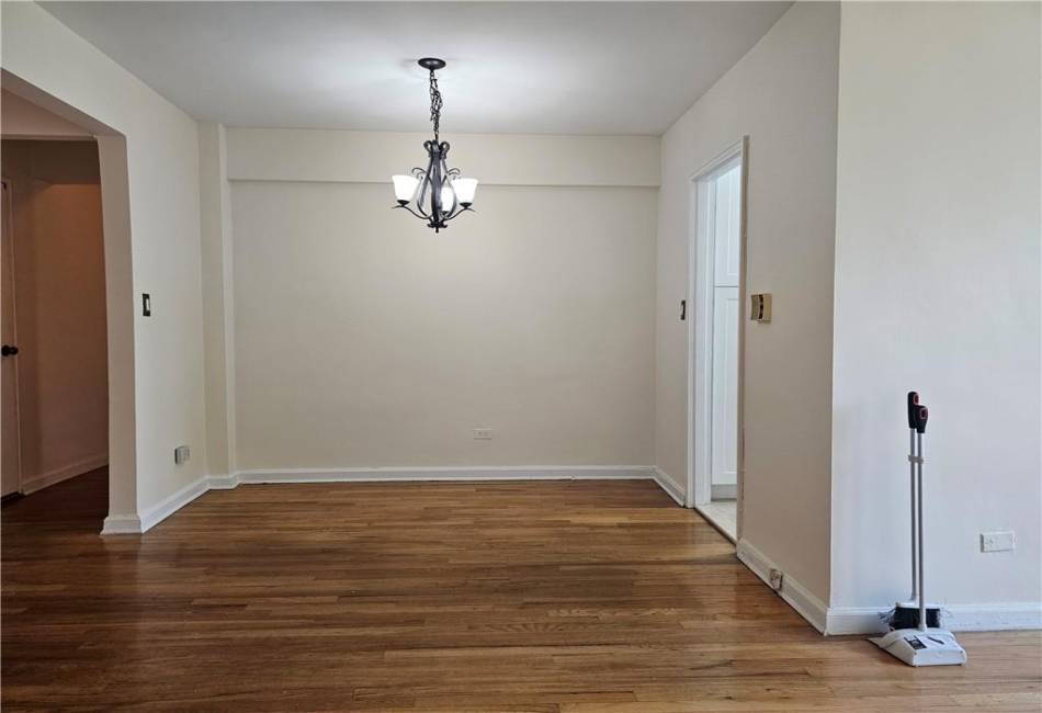 3345 94th Street, Jackson Heights, New York 11372, 2 Bedrooms Bedrooms, ,1.5 BathroomsBathrooms,Residential,For Sale,94th,487886