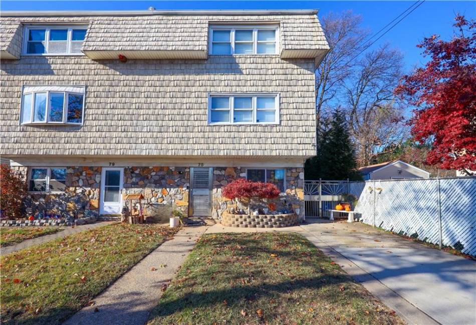 75 Zoe Street, Staten Island, New York 10305, 4 Bedrooms Bedrooms, ,3 BathroomsBathrooms,Residential,For Sale,Zoe,487898