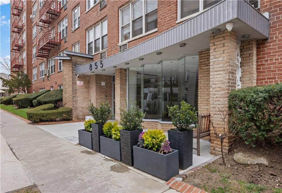 855 7th Street, Brooklyn, New York 11230, ,Commercial,For Sale,7th,487916