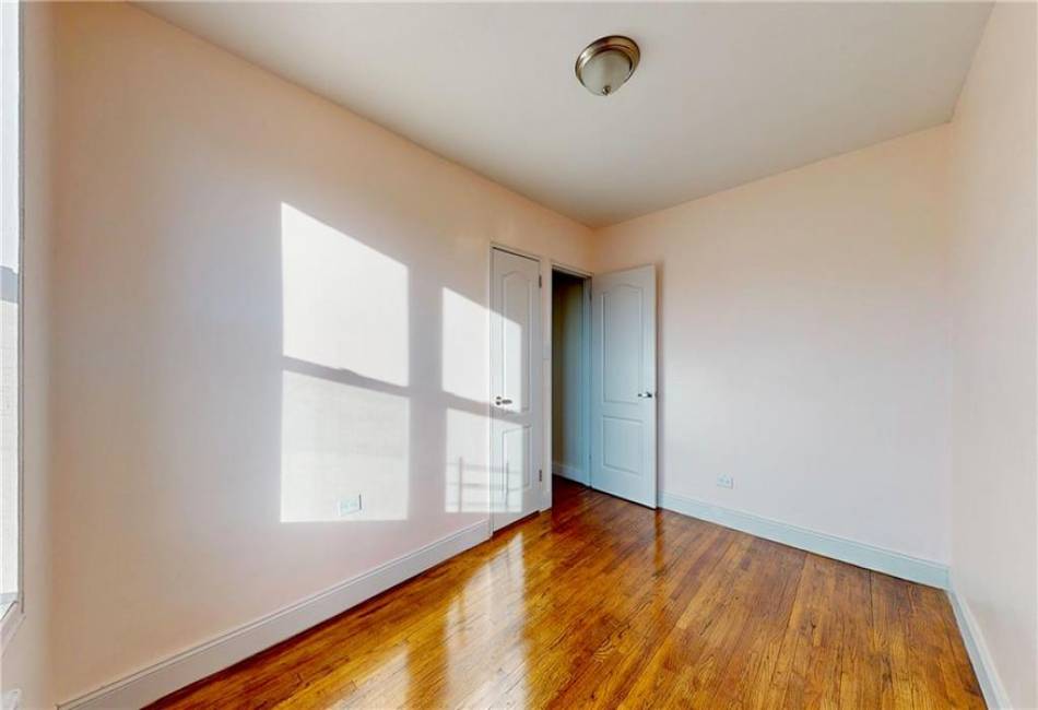 3165 Nostrand Avenue, Brooklyn, New York 11229, 2 Bedrooms Bedrooms, ,1 BathroomBathrooms,Residential,For Sale,Nostrand,487906