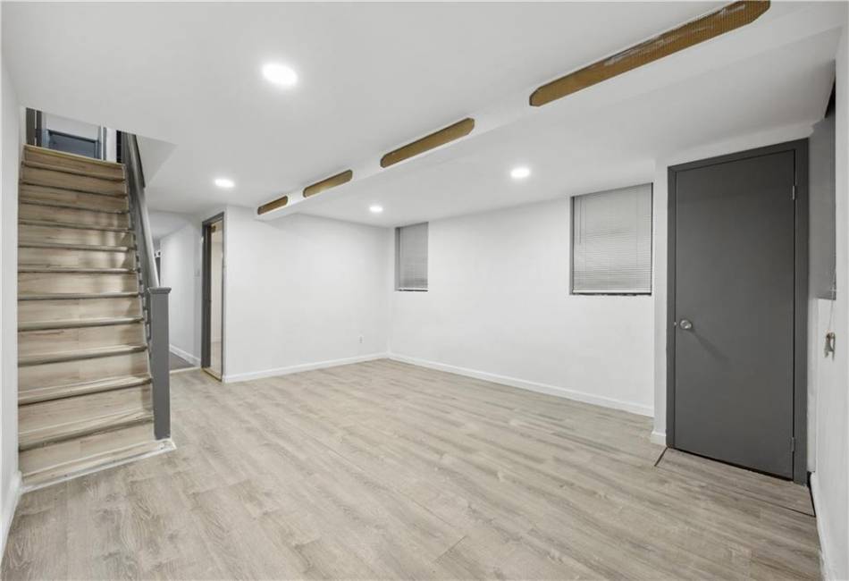 1339 63rd Street, Brooklyn, New York 11219, 5 Bedrooms Bedrooms, ,3 BathroomsBathrooms,Residential,For Sale,63rd,487912