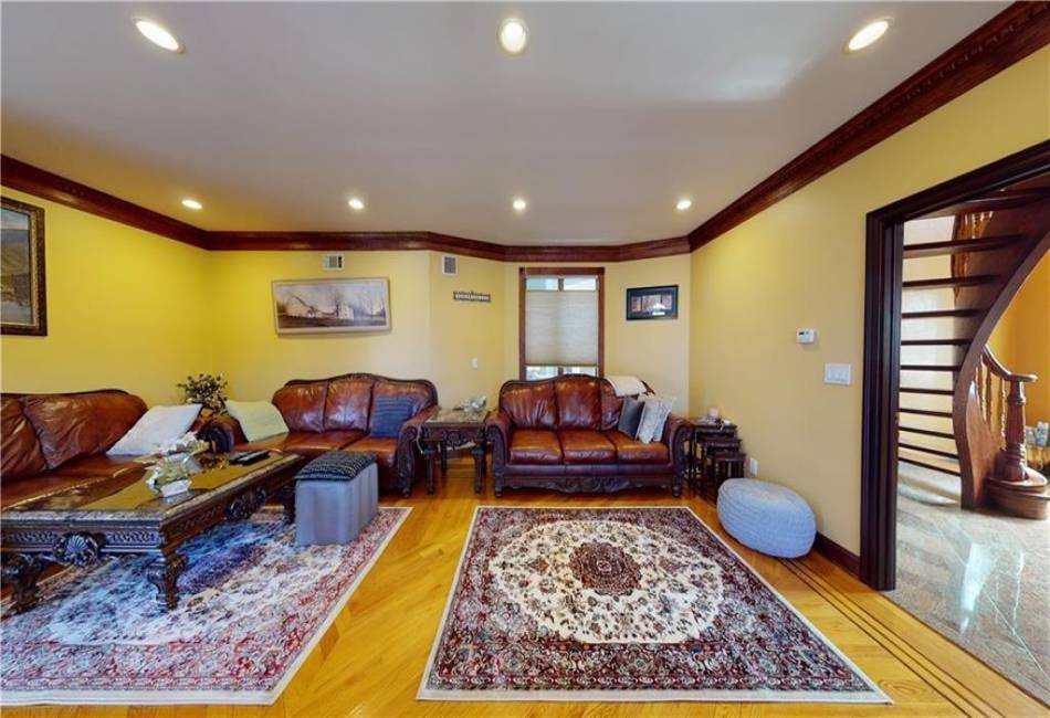 7422 14th Avenue, Brooklyn, New York 11228, 4 Bedrooms Bedrooms, ,5 BathroomsBathrooms,Residential,For Sale,14th,487938