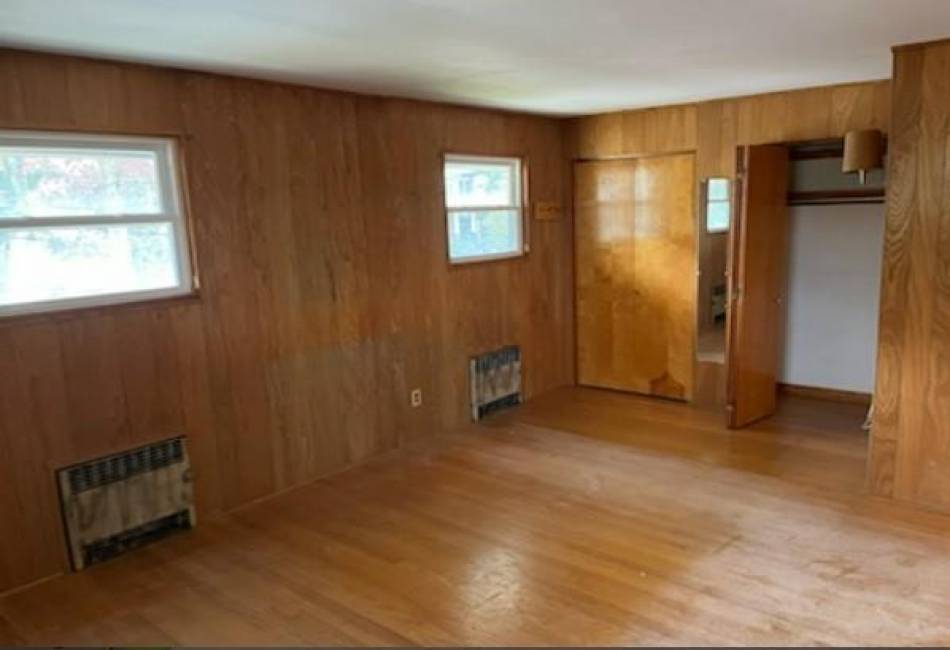 319 Clarke Avenue, Staten Island, New York 10306, 5 Bedrooms Bedrooms, ,3 BathroomsBathrooms,Residential,For Sale,Clarke,487952