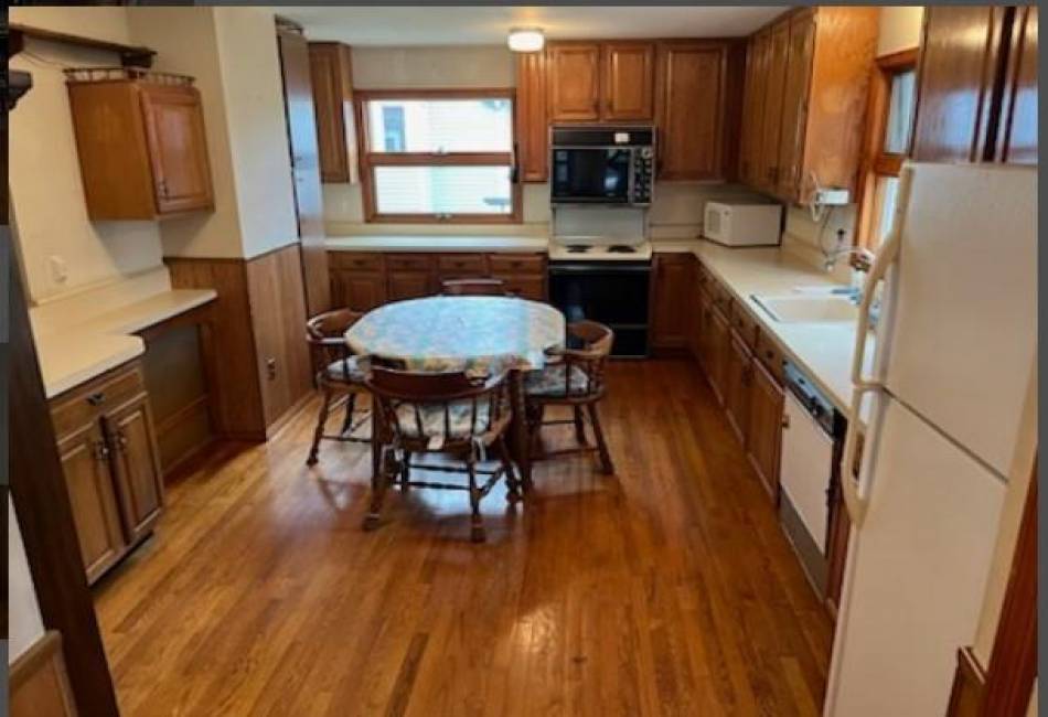 319 Clarke Avenue, Staten Island, New York 10306, 5 Bedrooms Bedrooms, ,3 BathroomsBathrooms,Residential,For Sale,Clarke,487952