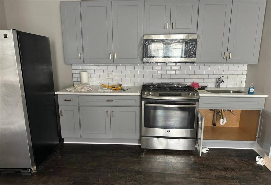 2176 Strauss Street, Brooklyn, New York 11212, 4 Bedrooms Bedrooms, ,2 BathroomsBathrooms,Rental,For Sale,Strauss,487957