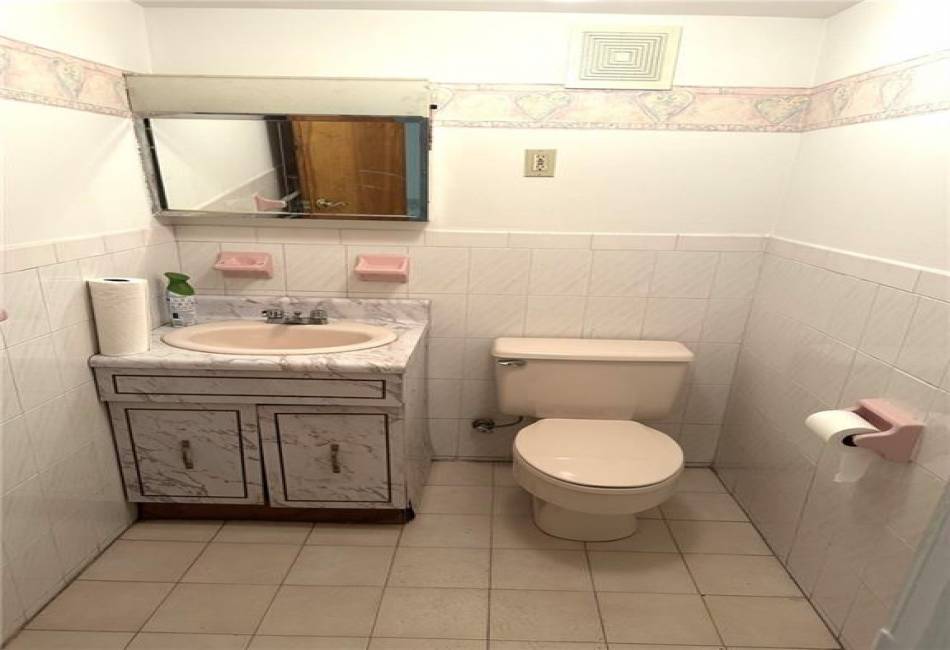 2552 17th Street, Brooklyn, New York 11214, 6 Bedrooms Bedrooms, ,4 BathroomsBathrooms,Residential,For Sale,17th,487958