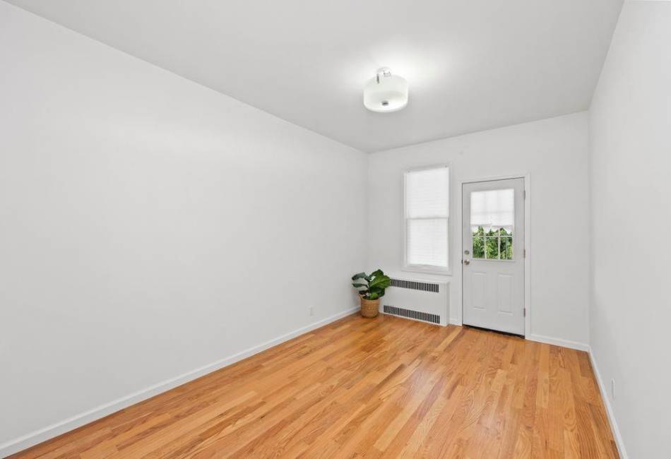 1335 East 49th Street, Brooklyn, New York 11234, 4 Bedrooms Bedrooms, ,2 BathroomsBathrooms,Residential,For Sale,East 49th Street,487981