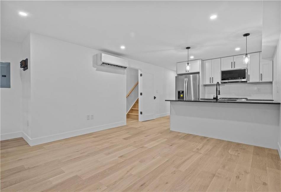 689 Macdonough Street, Brooklyn, New York 11233, 4 Bedrooms Bedrooms, ,6 BathroomsBathrooms,Residential,For Sale,Macdonough,487996