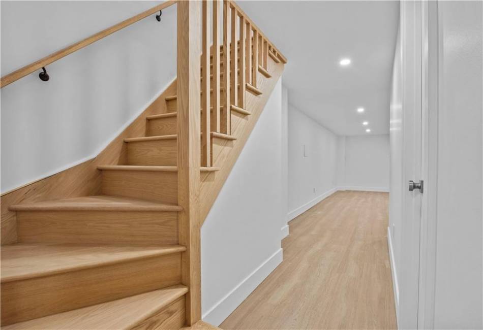 689 Macdonough Street, Brooklyn, New York 11233, 4 Bedrooms Bedrooms, ,6 BathroomsBathrooms,Residential,For Sale,Macdonough,487996