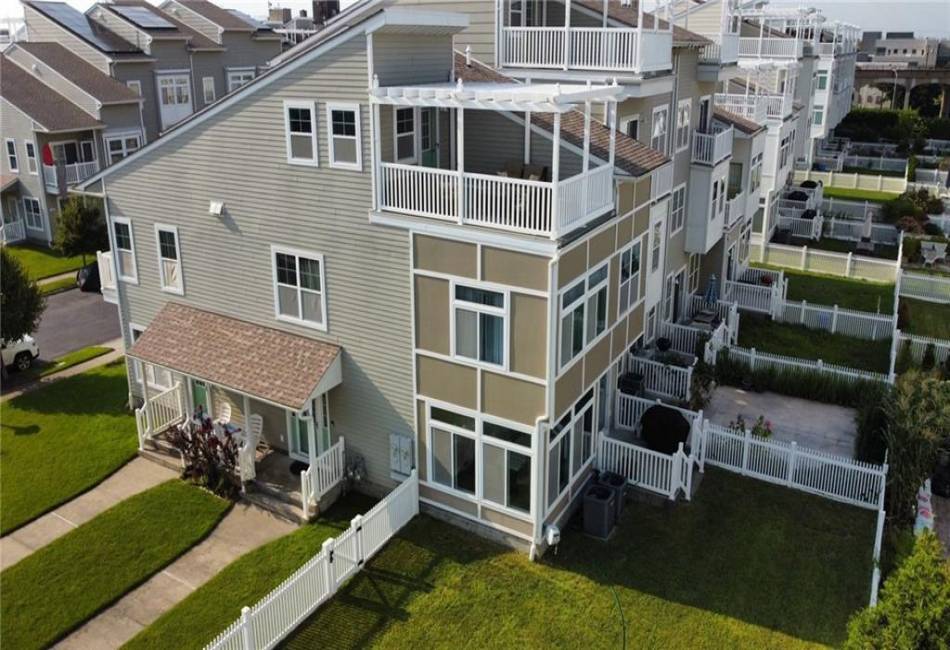 168 Sea Grass Lane, Arverne, New York 11692, 5 Bedrooms Bedrooms, ,Residential,For Sale,Sea Grass,488005