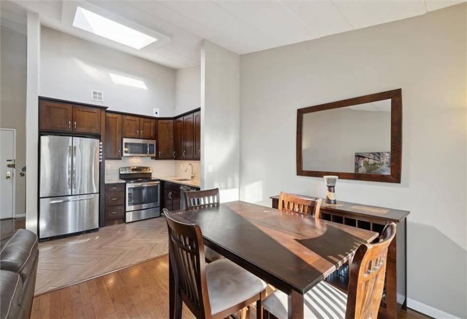 10108 4th Avenue, Brooklyn, New York 11209, 2 Bedrooms Bedrooms, ,2 BathroomsBathrooms,Residential,For Sale,4th,488044