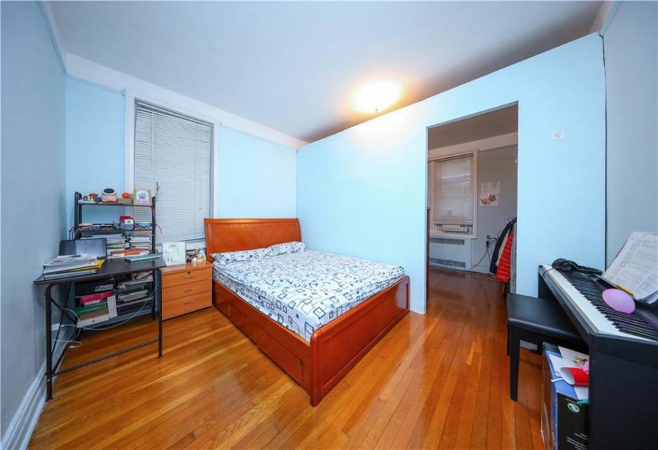 1410 Avenue S, Brooklyn, New York 11229, 1 Bedroom Bedrooms, ,1 BathroomBathrooms,Residential,For Sale,Avenue S,488063