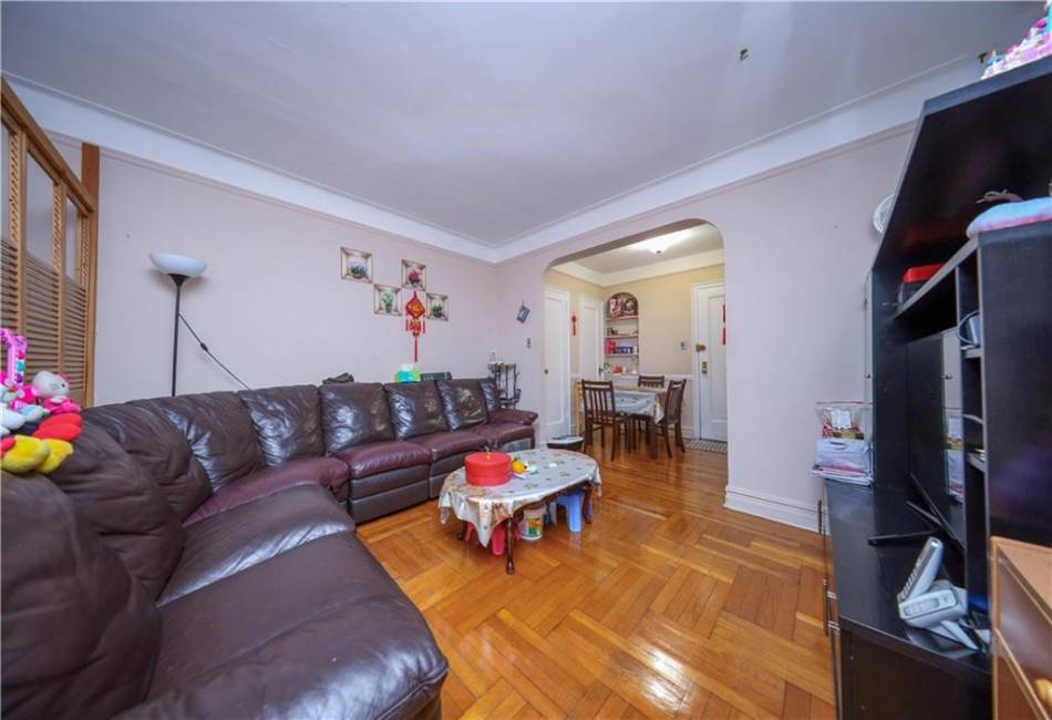 1410 Avenue S, Brooklyn, New York 11229, 1 Bedroom Bedrooms, ,1 BathroomBathrooms,Residential,For Sale,Avenue S,488063