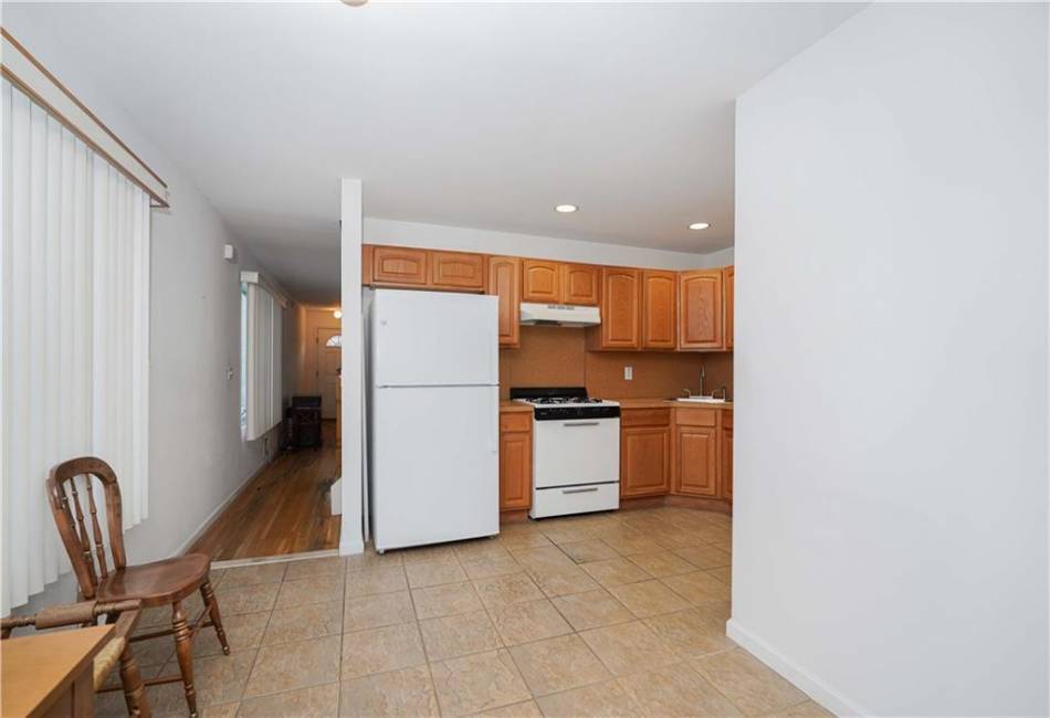 87 Burke Avenue, Staten Island, New York 10314, 3 Bedrooms Bedrooms, ,4 BathroomsBathrooms,Residential,For Sale,Burke,488070