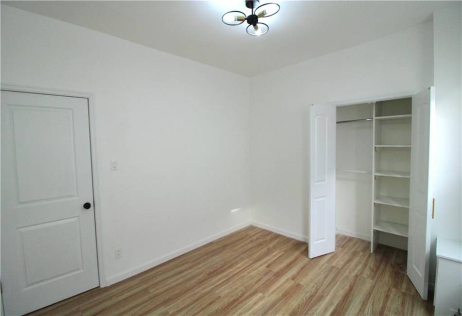 1348 78th Street, Brooklyn, New York 11228, 1 Bedroom Bedrooms, ,1 BathroomBathrooms,Rental,For Sale,78th,488077