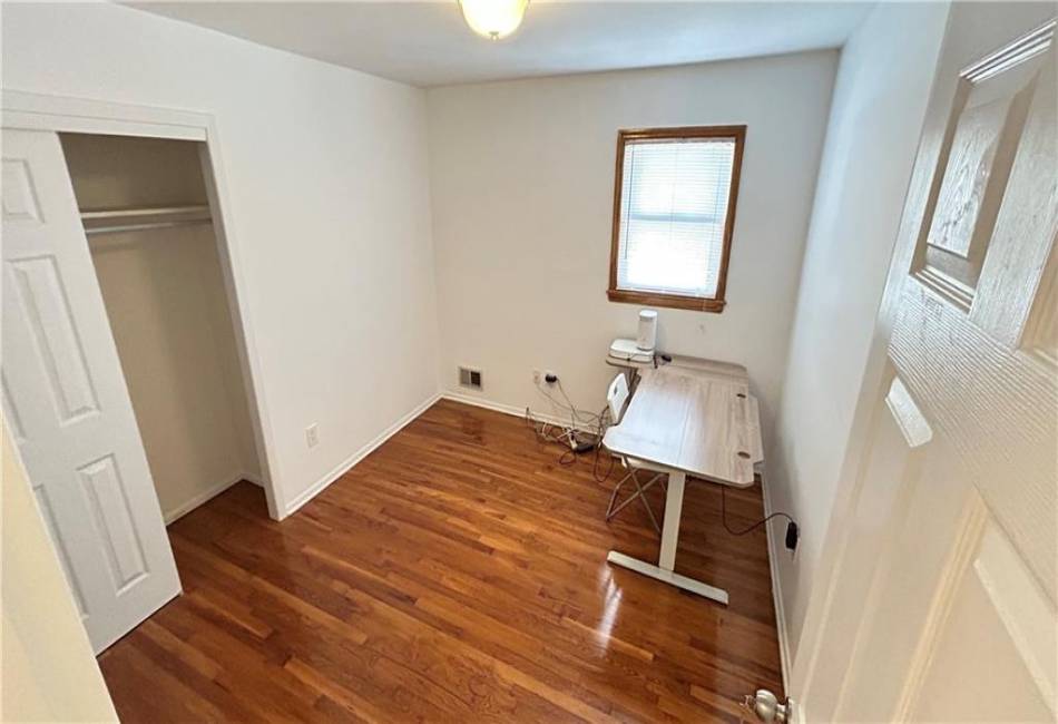 43 Tremont Avenue, Staten Island, New York 10314, 3 Bedrooms Bedrooms, ,2 BathroomsBathrooms,Residential,For Sale,Tremont,488083