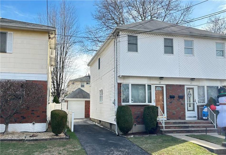 43 Tremont Avenue, Staten Island, New York 10314, 3 Bedrooms Bedrooms, ,2 BathroomsBathrooms,Residential,For Sale,Tremont,488083