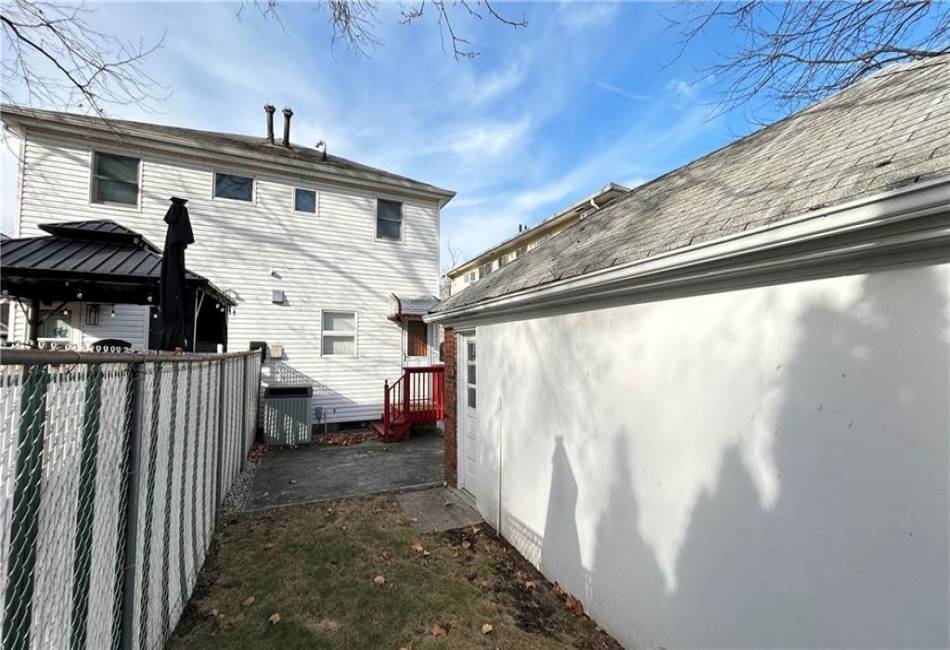 43 Tremont Avenue, Staten Island, New York 10314, 3 Bedrooms Bedrooms, ,2 BathroomsBathrooms,Residential,For Sale,Tremont,488083