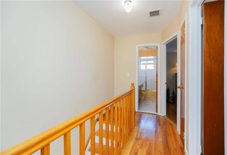 105 Midland Avenue, Staten Island, New York 10306, 3 Bedrooms Bedrooms, ,2 BathroomsBathrooms,Residential,For Sale,Midland,488087