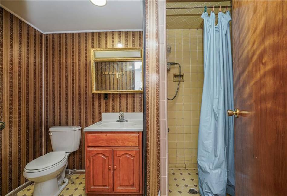 1221 Tabor Court, Brooklyn, New York 11219, 3 Bedrooms Bedrooms, ,2 BathroomsBathrooms,Residential,For Sale,Tabor,488086