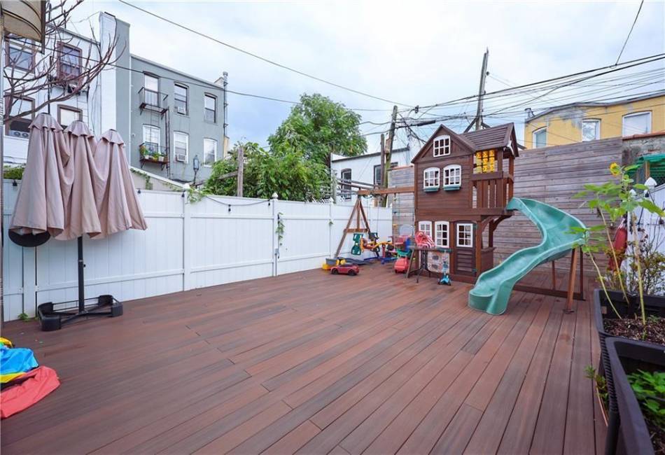 472 63rd Street, Brooklyn, New York 11220, 10 Bedrooms Bedrooms, ,5 BathroomsBathrooms,Residential,For Sale,63rd,488102