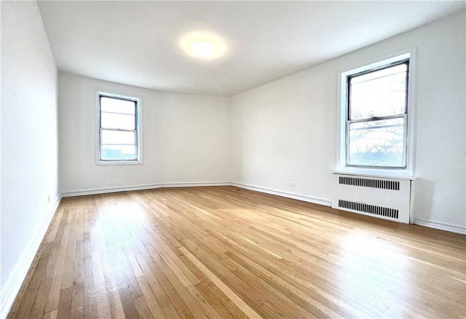 3626 Kings Highway, Brooklyn, New York 11234, 1 Bedroom Bedrooms, ,1 BathroomBathrooms,Residential,For Sale,Kings,488093