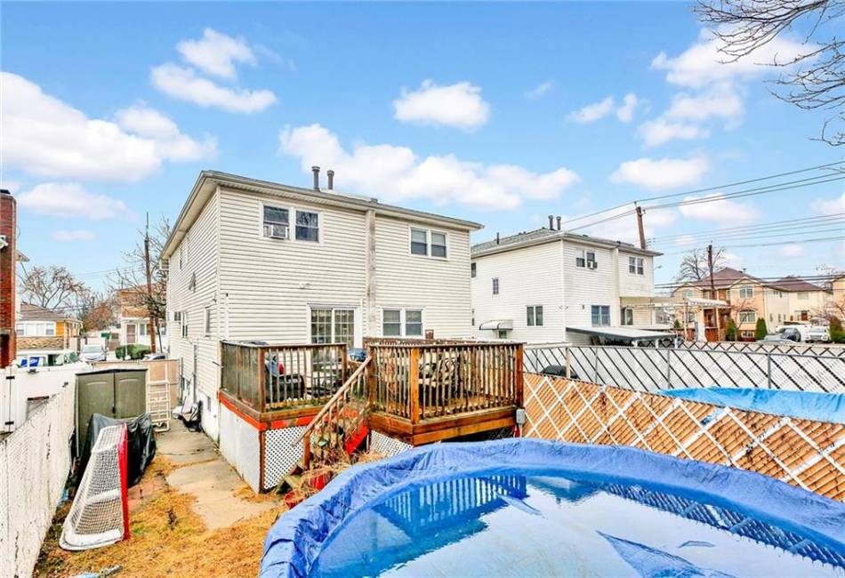 7 Waterside Parkway, Staten Island, New York 10308, 3 Bedrooms Bedrooms, ,2 BathroomsBathrooms,Residential,For Sale,Waterside,488111