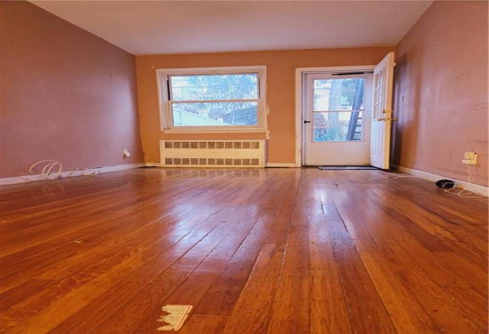 2133 10th Street, Brooklyn, New York 11223, 3 Bedrooms Bedrooms, ,2 BathroomsBathrooms,Residential,For Sale,10th,488125