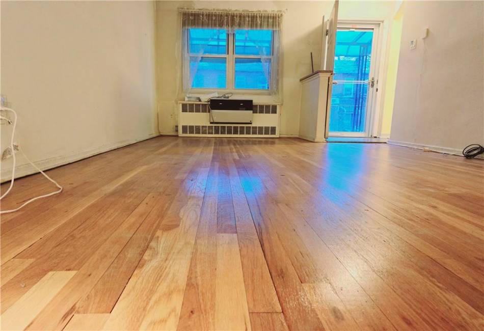 2133 10th Street, Brooklyn, New York 11223, 3 Bedrooms Bedrooms, ,2 BathroomsBathrooms,Residential,For Sale,10th,488125