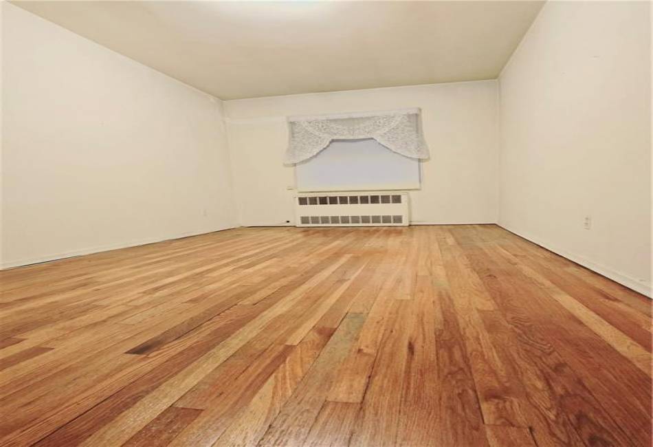 2133 10th Street, Brooklyn, New York 11223, 3 Bedrooms Bedrooms, ,2 BathroomsBathrooms,Residential,For Sale,10th,488125