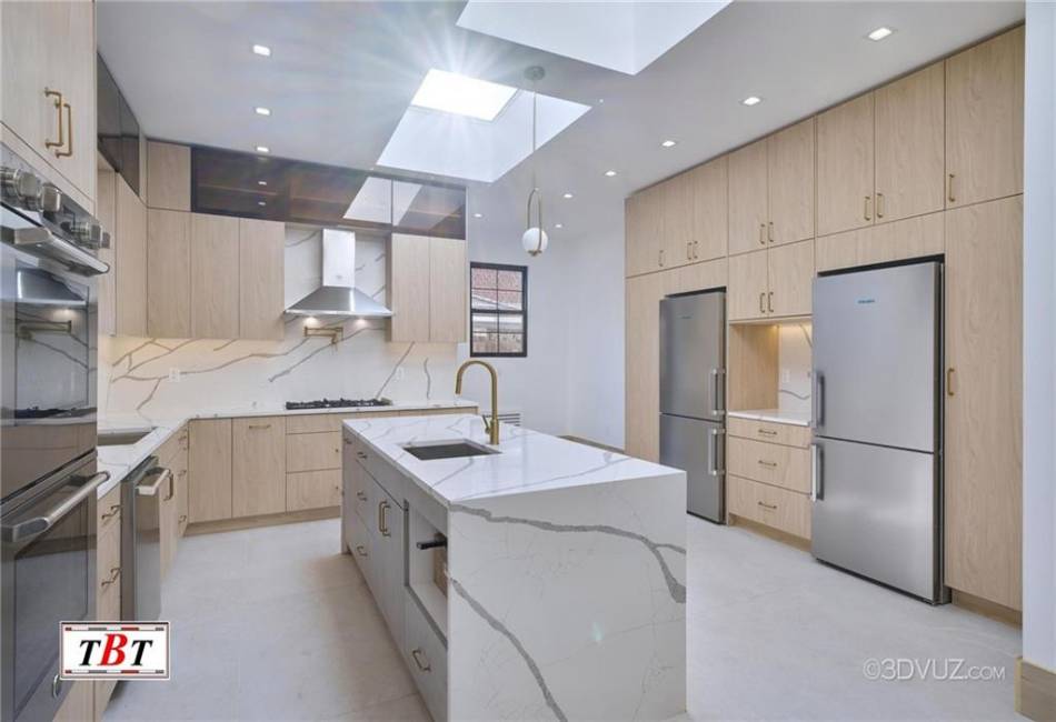 728 Avenue P, Brooklyn, New York 11223, 6 Bedrooms Bedrooms, ,5 BathroomsBathrooms,Residential,For Sale,Avenue P,488136