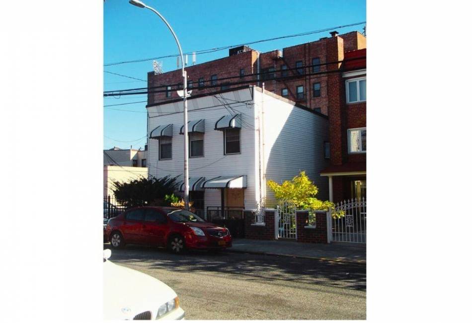 32-13 46th Street, Astoria, New York 11103, 5 Bedrooms Bedrooms, ,3 BathroomsBathrooms,Residential,For Sale,46th,488078