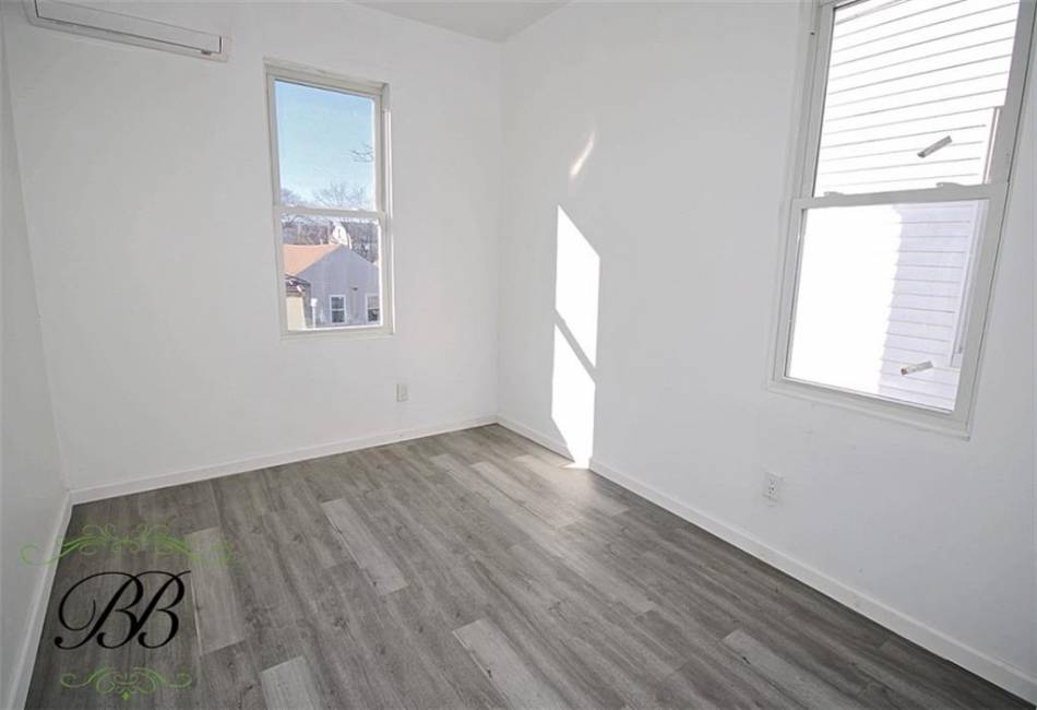 1372 94th Street, Brooklyn, New York 11236, 4 Bedrooms Bedrooms, ,3 BathroomsBathrooms,Residential,For Sale,94th,488114