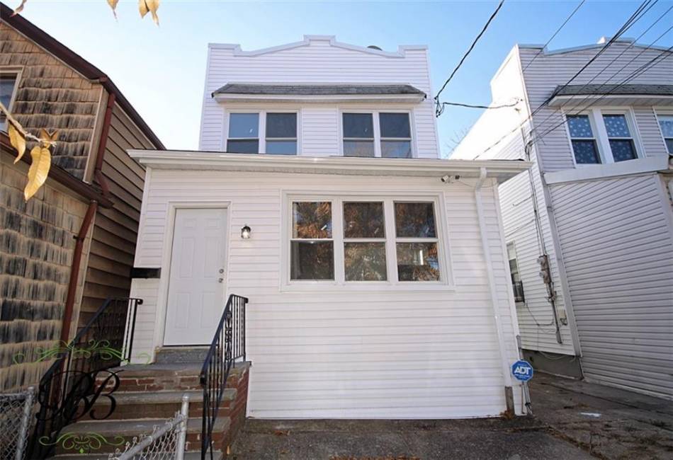 1372 94th Street, Brooklyn, New York 11236, 4 Bedrooms Bedrooms, ,3 BathroomsBathrooms,Residential,For Sale,94th,488114