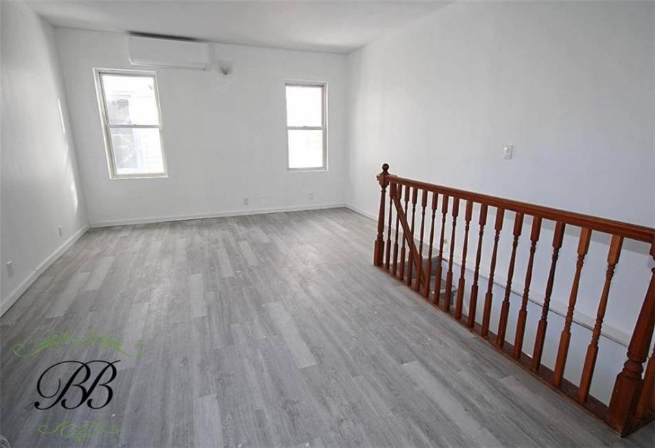 1372 94th Street, Brooklyn, New York 11236, 4 Bedrooms Bedrooms, ,3 BathroomsBathrooms,Residential,For Sale,94th,488114