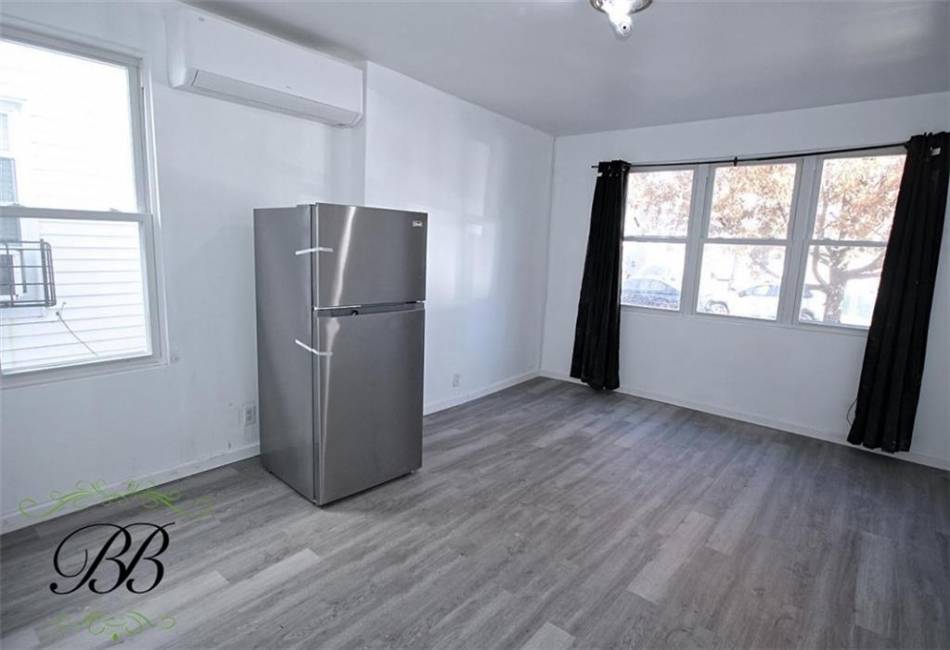 1372 94th Street, Brooklyn, New York 11236, 4 Bedrooms Bedrooms, ,3 BathroomsBathrooms,Residential,For Sale,94th,488114