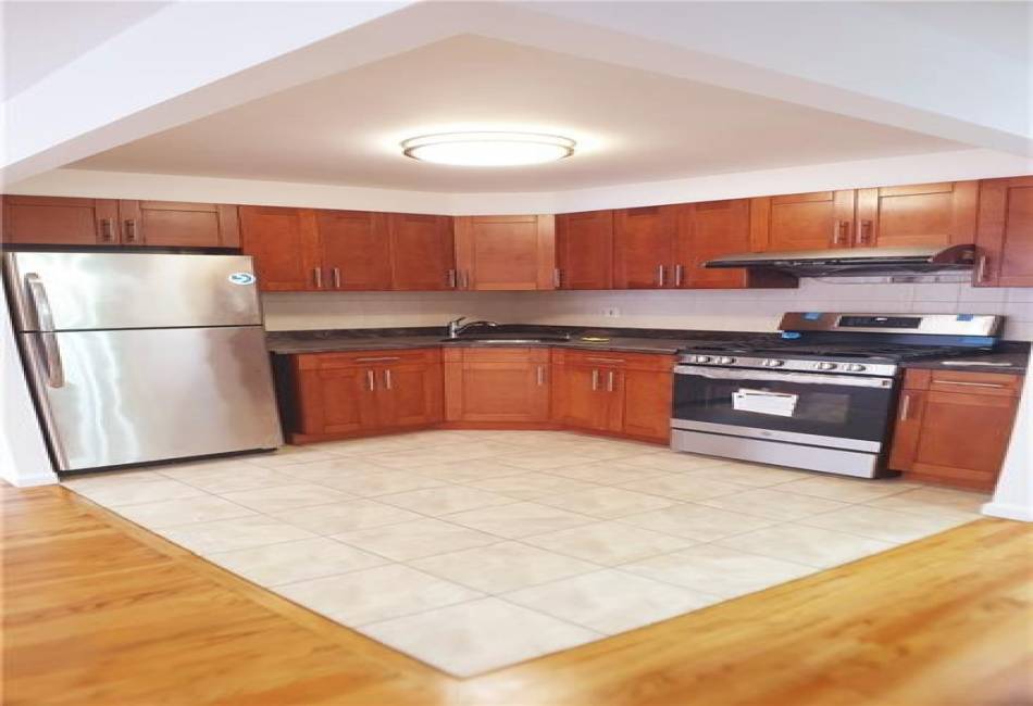 147 28th Avenue, Brooklyn, New York 11214, 2 Bedrooms Bedrooms, ,2 BathroomsBathrooms,Residential,For Sale,28th,488145