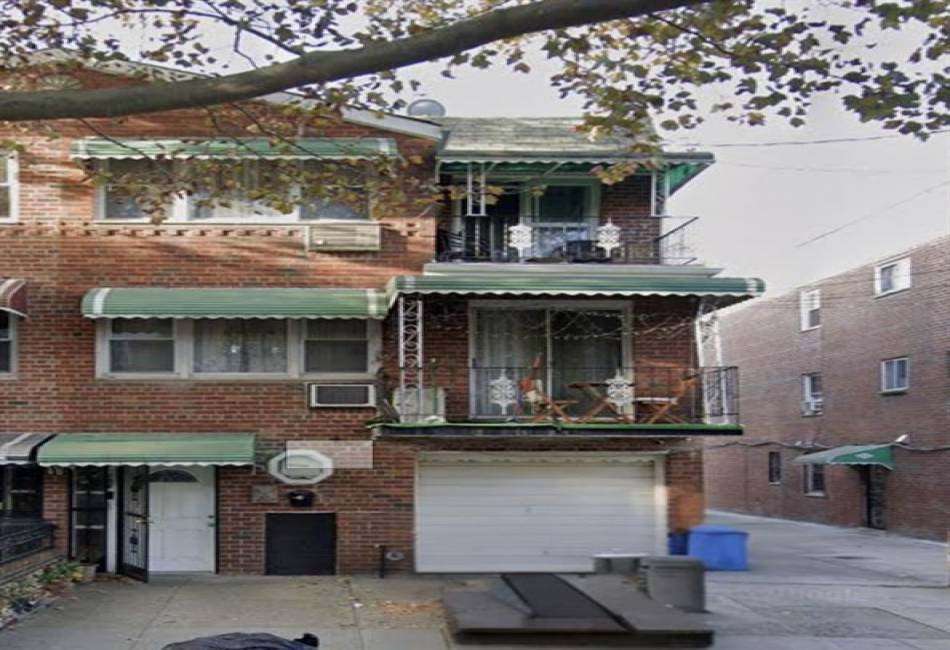 536 81th Street, Brooklyn, New York 11236, 7 Bedrooms Bedrooms, ,Residential,For Sale,81th,488139